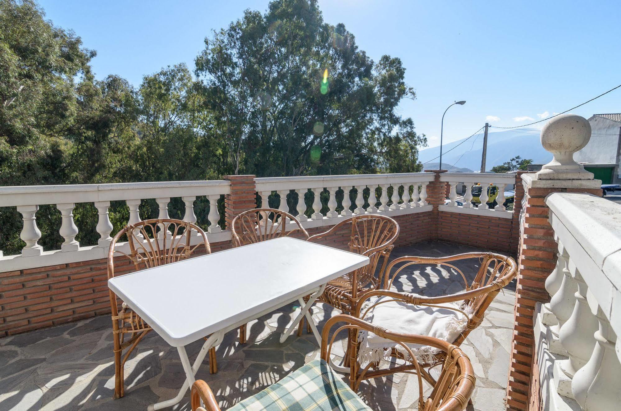 Lanjaron Rural Apartamentos المظهر الخارجي الصورة